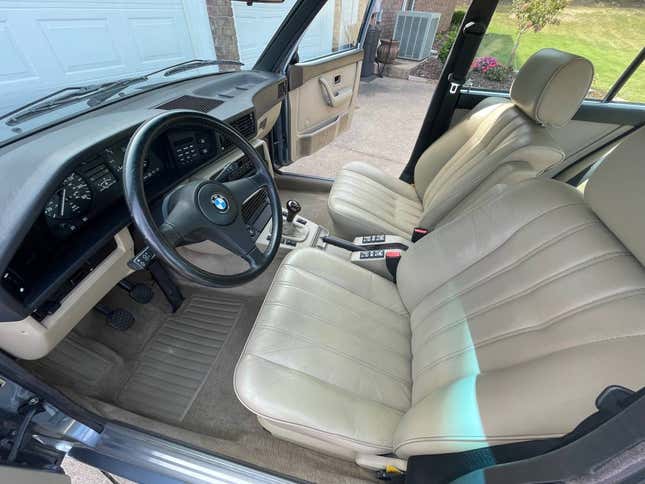 Image for article titled At $23,900, Is This 1988 BMW 535i A Flawless Deal?