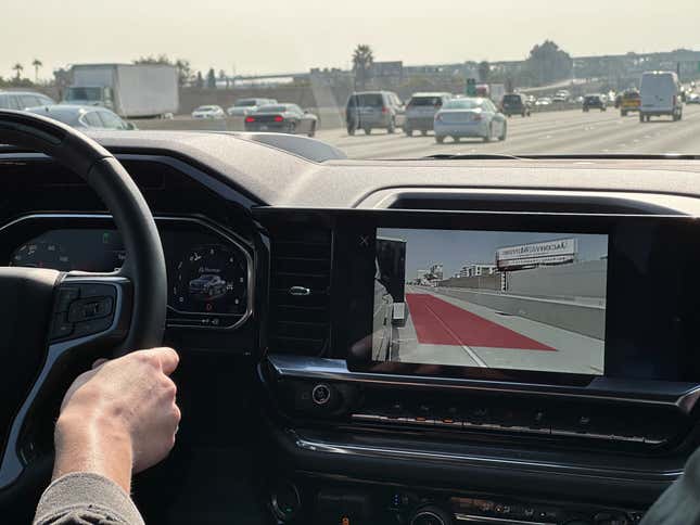 A photo showing the red box that displays on the infotainment screen when the turn signal is switched on.