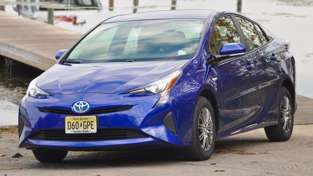 Toyota Knows What It Has; Will Certify 125,000-Mile Pre-Owned Cars