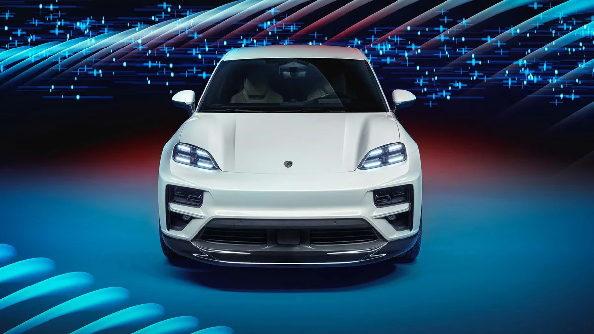 2024 Porsche Macan Turbo