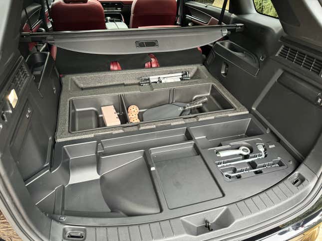 Cargo area of a 2025 Mazda CX-70