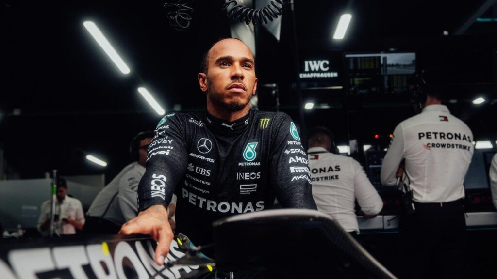 Lewis Hamilton To Race For Ferrari In 2025