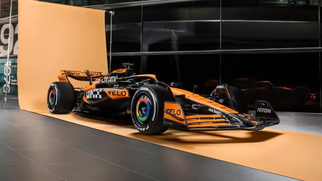 McLaren F1 MCL38