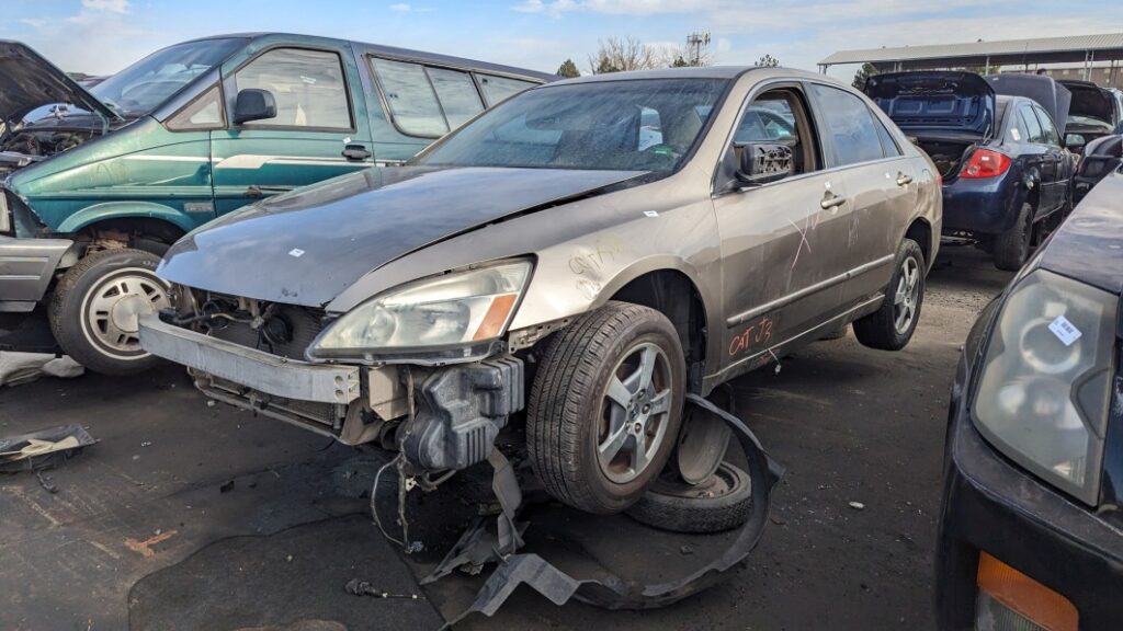 Junkyard Gem: 2005 Honda Accord Hybrid Sedan