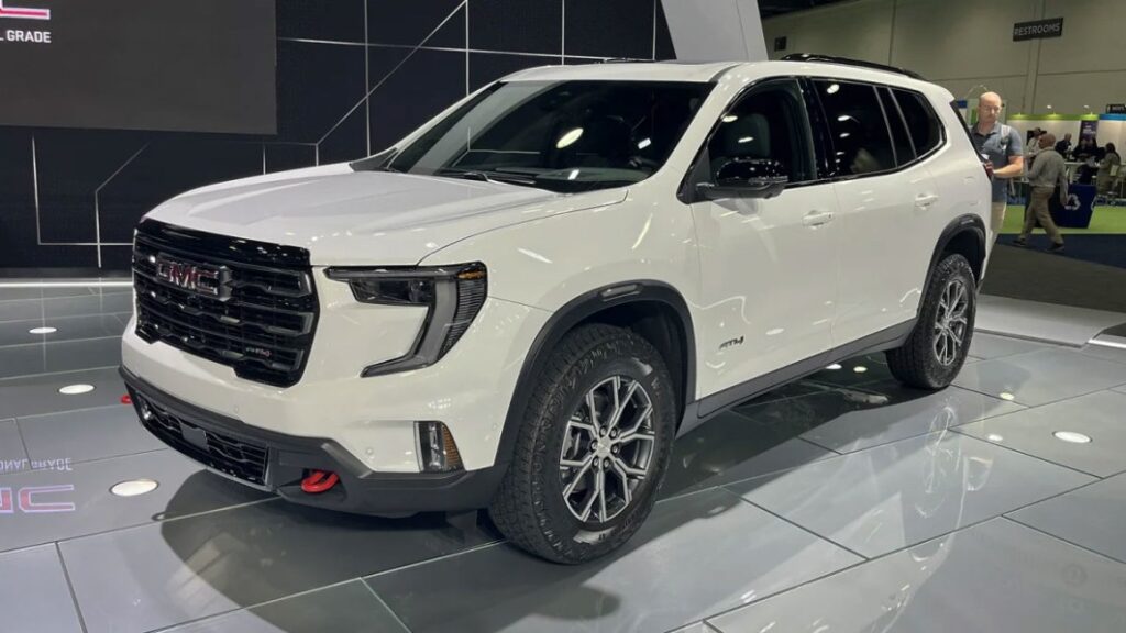 2024 GMC Acadia drops two lower trims, entry price starts at $43,995