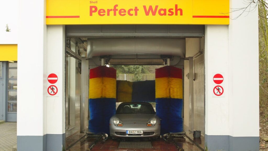 Car Wash Rotor Smashing Through A Windshield Is My New Nightmare