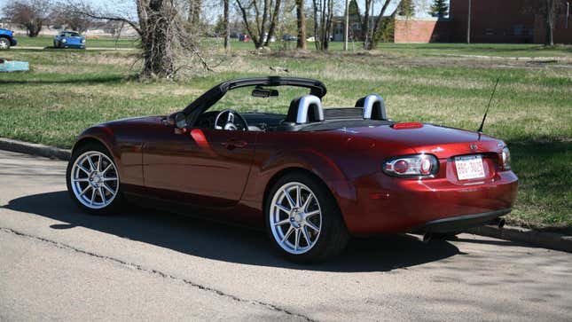 a soul red NC Miata