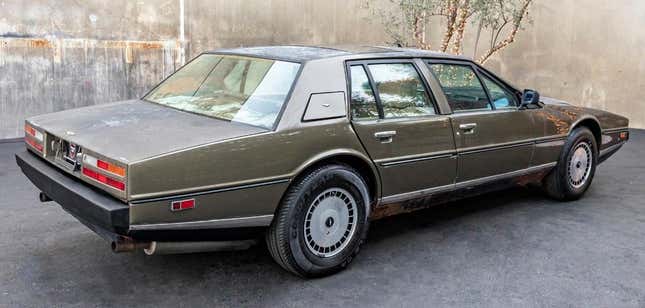 1985 Aston Martin Lagonda Series II