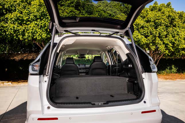 Cargo area of a white 2025 Honda CR-V e:FCEV