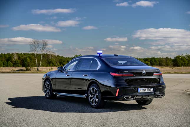 Rear 3/4 view of an armored BMW 7 Series