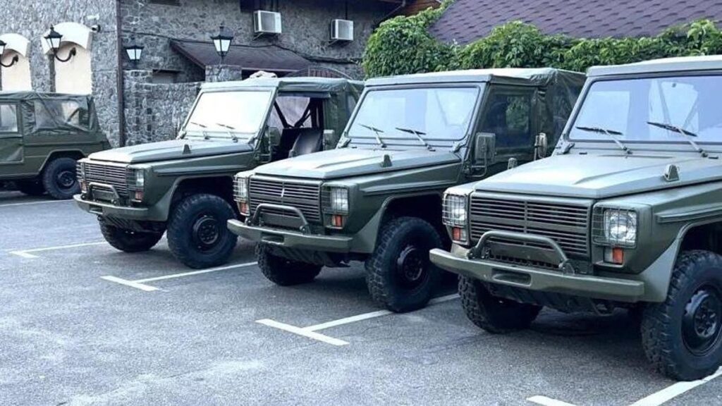 Here's How The G-Wagen's Ancient French Cousin Ended Up On The Front Lines In Ukraine