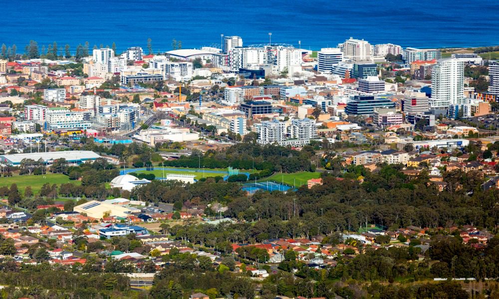 Wollongong flood recovery efforts spotlight insurance gaps