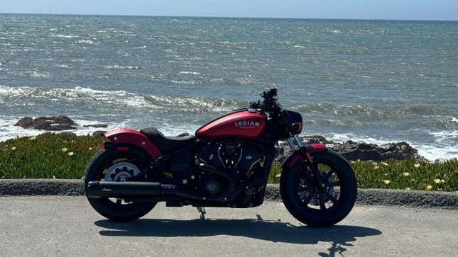 Image for article titled 2025 Indian Scout Bobber Finally Has Enough Substance Behind Its Style