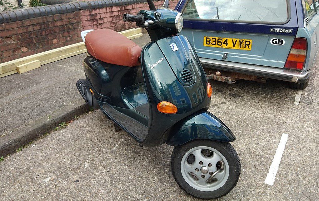 How much does it cost to insure a moped?