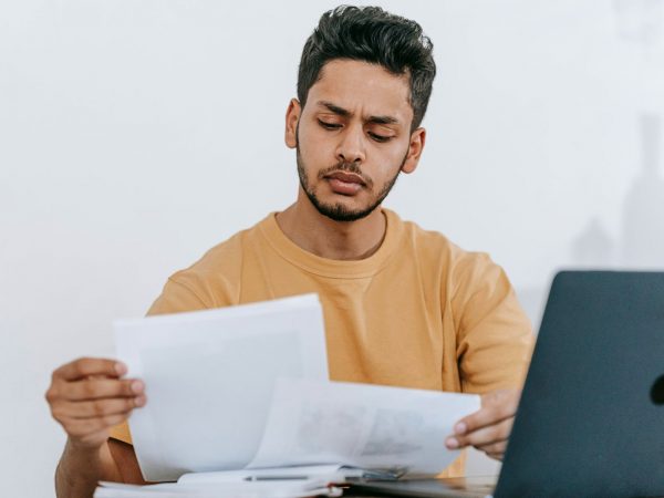 Checking- licence-documents