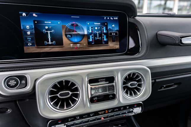 Dashboard of a 2025 Mercedes-Benz G550