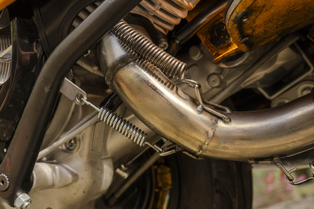 Vespa custom street racer exhaust