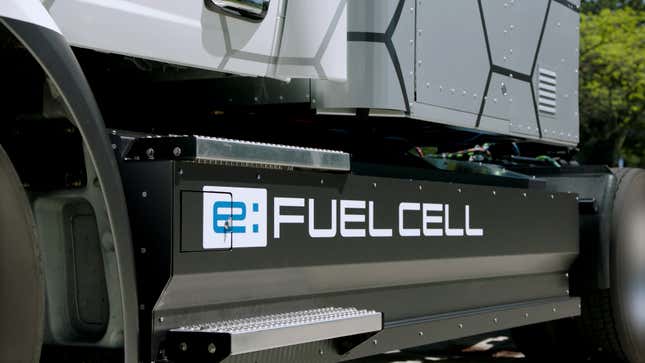 Honda Class 8 Hydrogen Fuel Cell Truck Concept