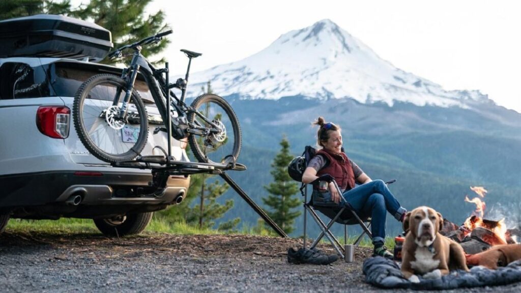 Right now you can save hundreds on Thule, Yakima and Kuat racks and roof boxes at REI