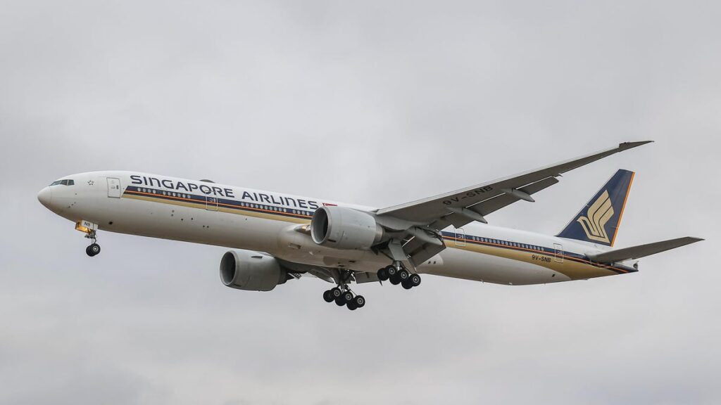 1 Passenger Killed By Severe Turbulence Aboard Singapore Airlines Flight