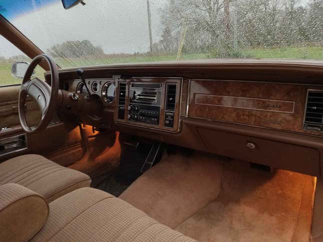 Image for article titled At $9,500, Does This 1989 Buick LeSabre Cut The Mustard?