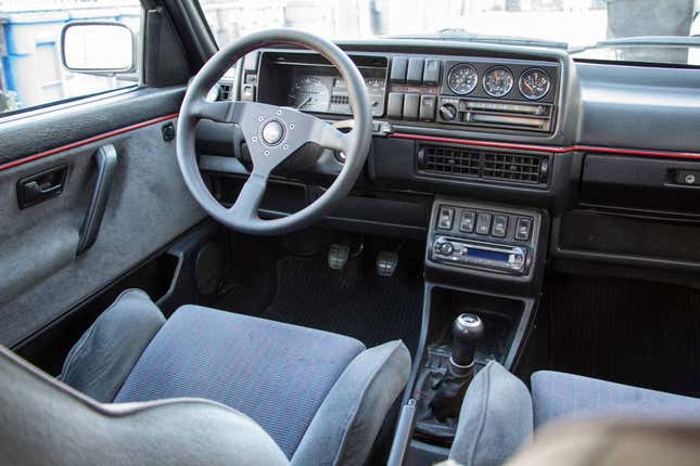 Image for article titled At $18,000, Will This Tidy 1990 VW GTI 16V Turbo Clean Up?