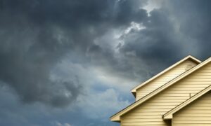 Government extends aid for weather-hit homeowners