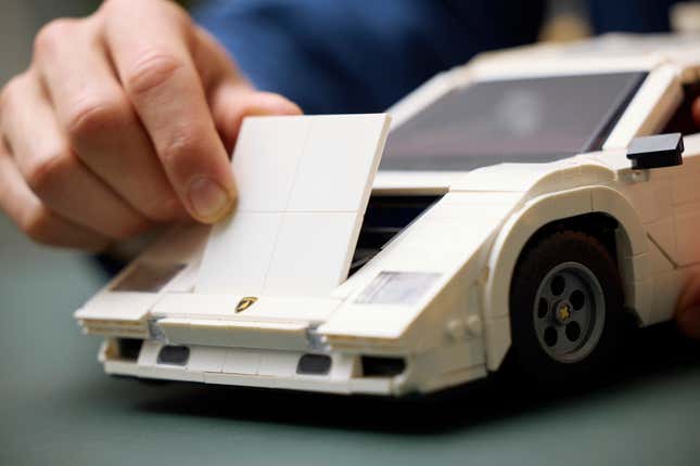 Lego Icons Lamborghini Countach 5000 Quattrovalvole