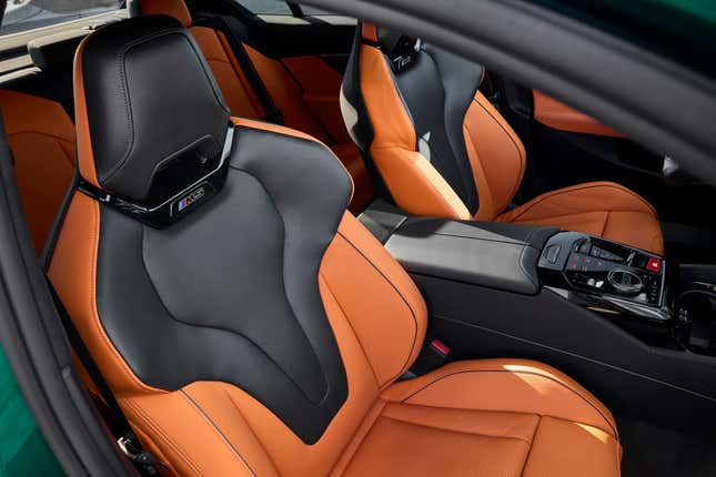 A photo of the front seats in the new M5