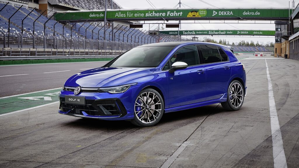 2025 Volkswagen Golf R gets more power and a Black Edition