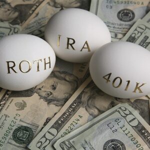 8 New Stats on the Rise of IRAs and 401(k)s
