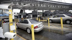 Ex-U.S. Customs officer convicted of letting drug-filled cars enter from Mexico