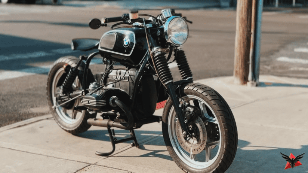 This Retro BMW Airhead Bobber Is A Minimalist City Hopping Dream