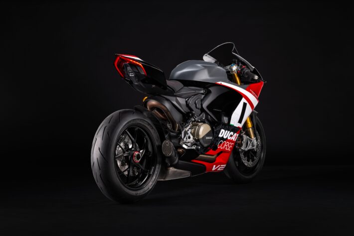 2024 Ducati Panigale V2 Superquadro Final Edition