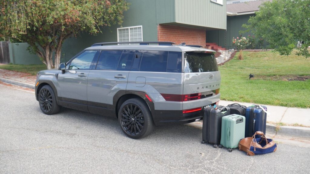 Hyundai Santa Fe Luggage Test: How much fits behind the third row?