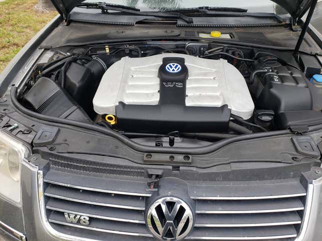 Image for article titled At $2,750, Could You Pass Up This 2004 W8 VW Passat?