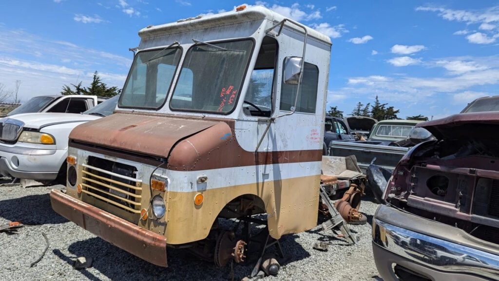 Junkyard Gem: 1984 Grumman Olson Kurbside Krew Kab, Frito-Lay Edition