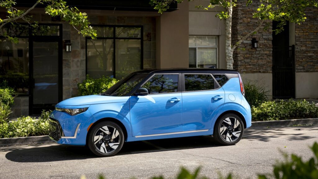 2025 Kia Soul up by $300, EX trim adds Soulmate Special Edition