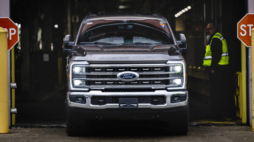 Ford will build Super Duty trucks in Canada in pivot from EV plan