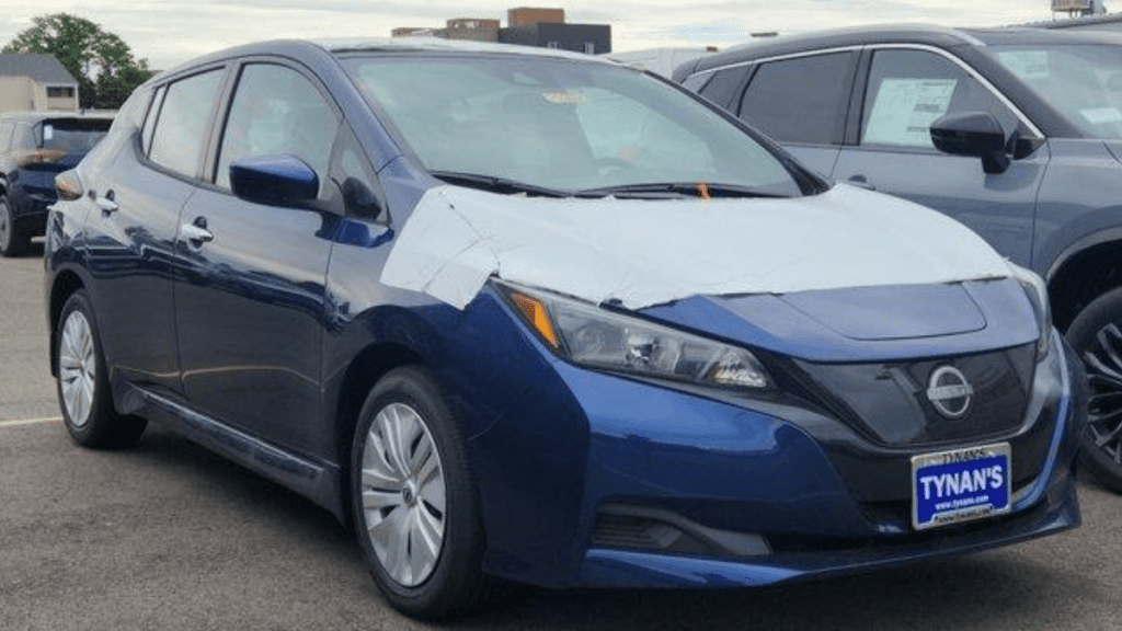 You Can Lease A New Car For $19 Per Month, But It's A Nissan Leaf