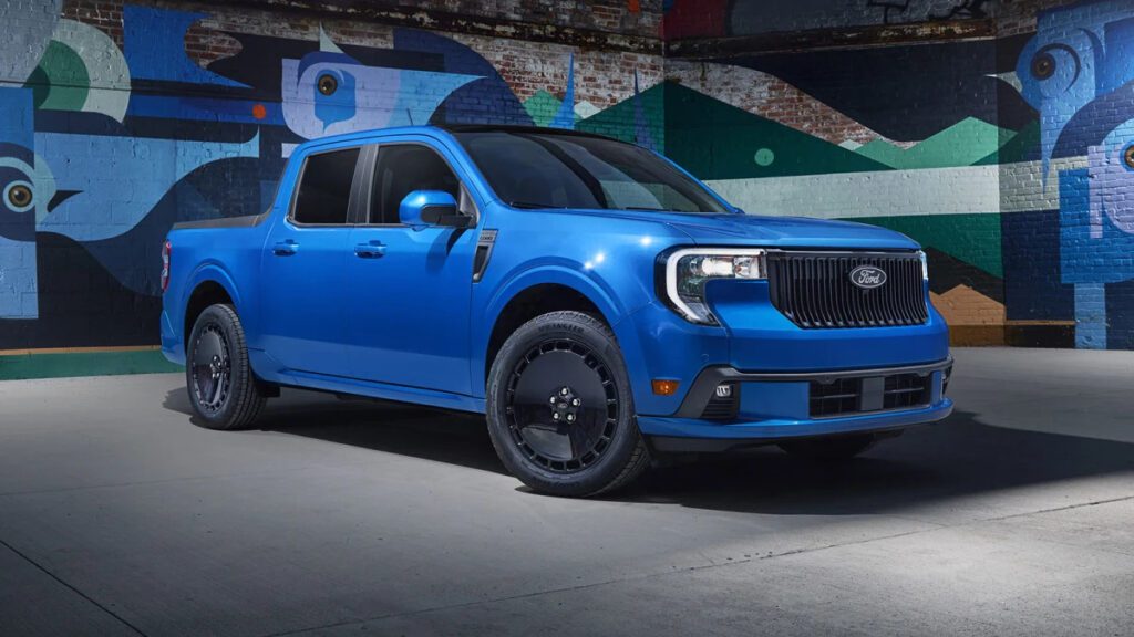 2025 Ford Maverick Lobo revives the street-oriented sport truck