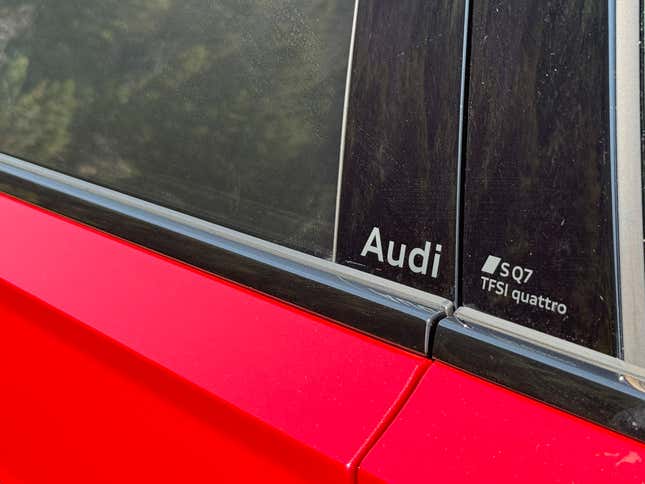 Image for article titled 2025 Audi SQ7 Shows Performance Doesn't Need To Punish