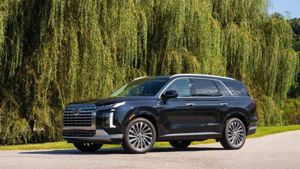 Hyundai Palisade Under Investigation For Seat Belts That Could Randomly Unlatch While Driving