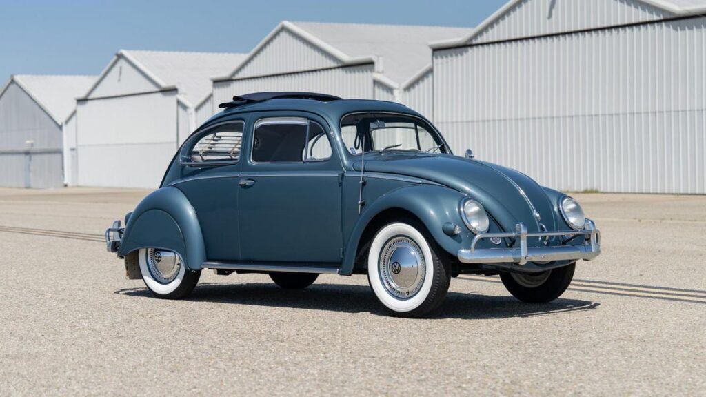 Every Vintage Volkswagen Beetle Should Have Wheel Spats And A Built-In Coffee Maker