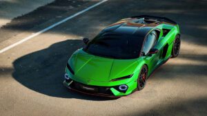 Lamborghini Temerario revealed with a twin-turbo V8 hybrid that spins to 10,000 rpm