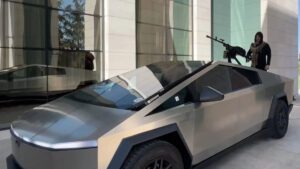 Putin ally shows off a Tesla Cybertruck with a machine gun, says it could be used in Ukraine