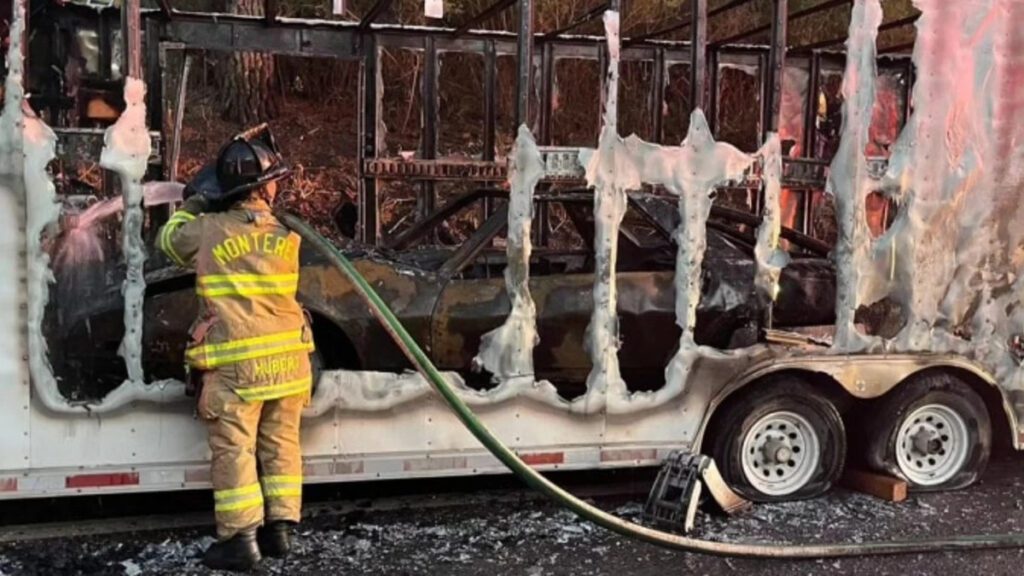 Ford-Ghia Probe I prototype burns to a crisp in Monterey