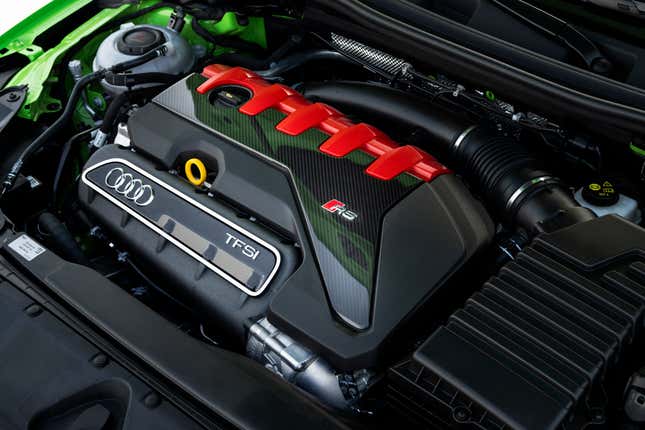 2025 Audi RS 3 engine