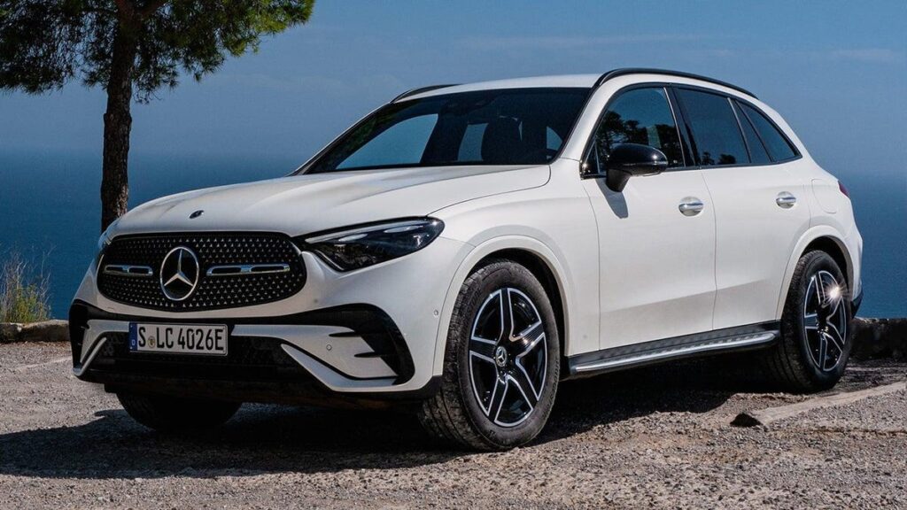 2024 Mercedes-Benz GLC Plug-In Hybrid Has The Longest Electric-Only Driving Range On The Market