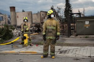 Firefighters at work in Jasper, Alta.